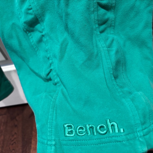 Green Bench Zip Up - Picture 3 of 4